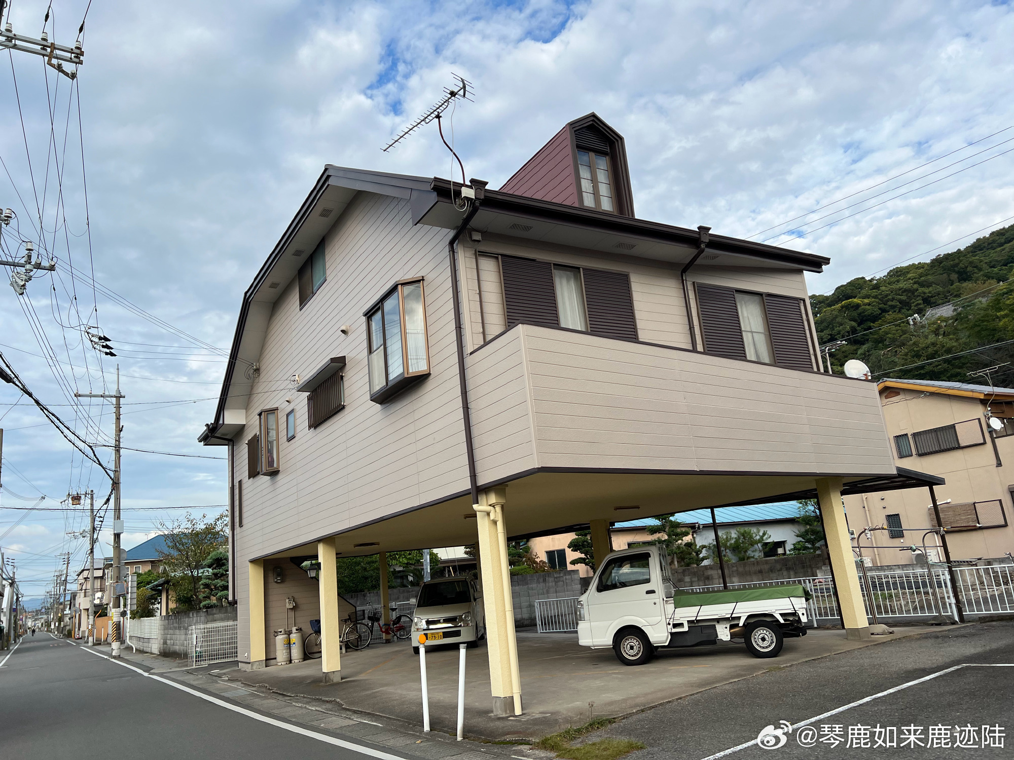 最新假料屋,最新假料屋，探索现代预制房屋的新潮流