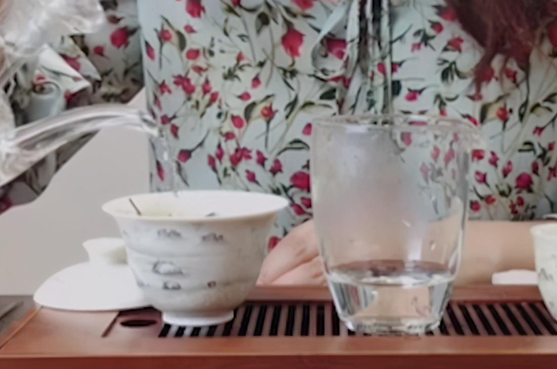 最新奶白茶品种,最新奶白茶品种，背景、影响与地位