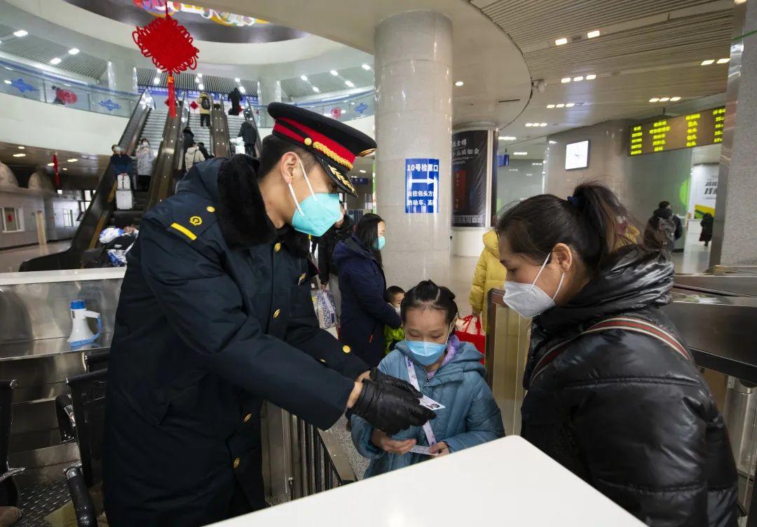 最新火车票购买攻略，启程探索自然美景的旅程