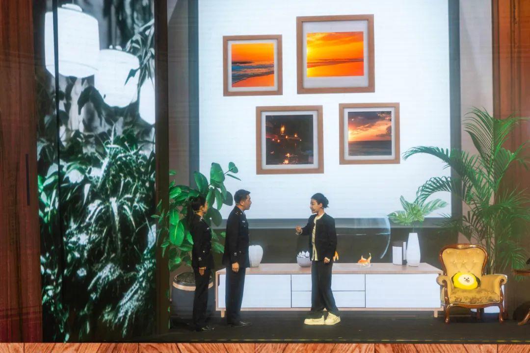 2024天天彩全年免费资料下载,灵活执行方案_明亮版40.628