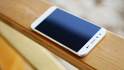 Vivo X9新款手机，小巷深处的宝藏与特色小店的奇遇