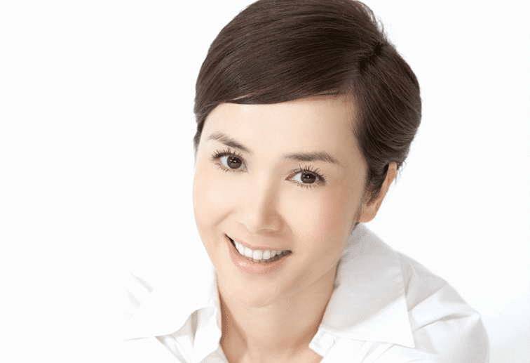 演员蒋新,演员蒋新，从舞台到荧屏，变化中的自信与成就之光