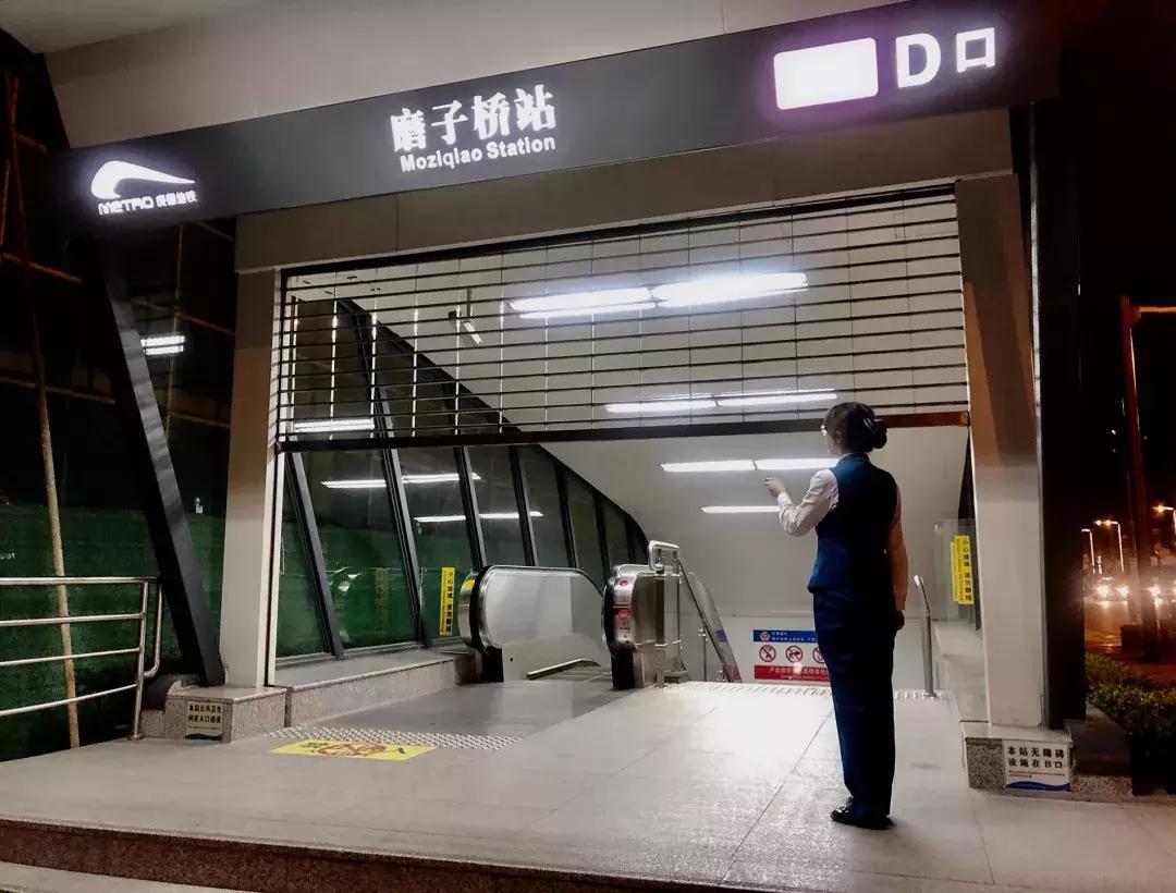 成都地铁最新动态，发展挑战并存