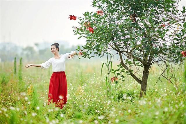 最新唯美美文美图，带你领略诗意生活之美