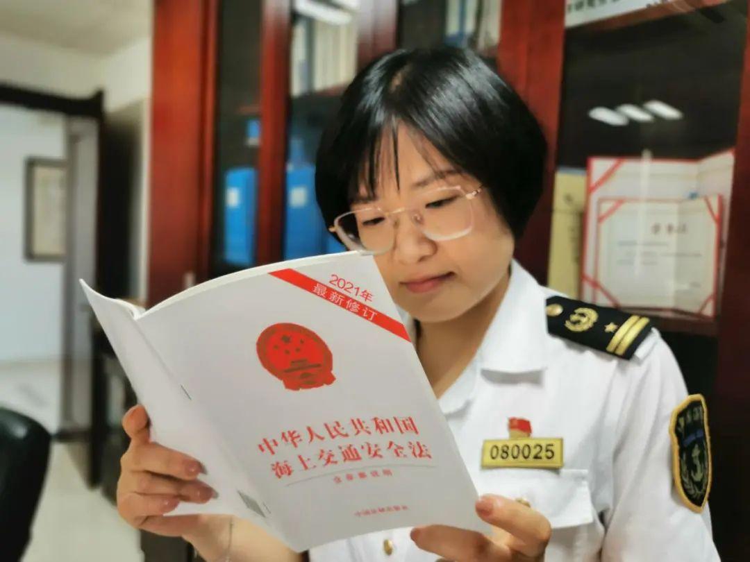 最新交通安全法实施，构建安全智能交通环境的新篇章