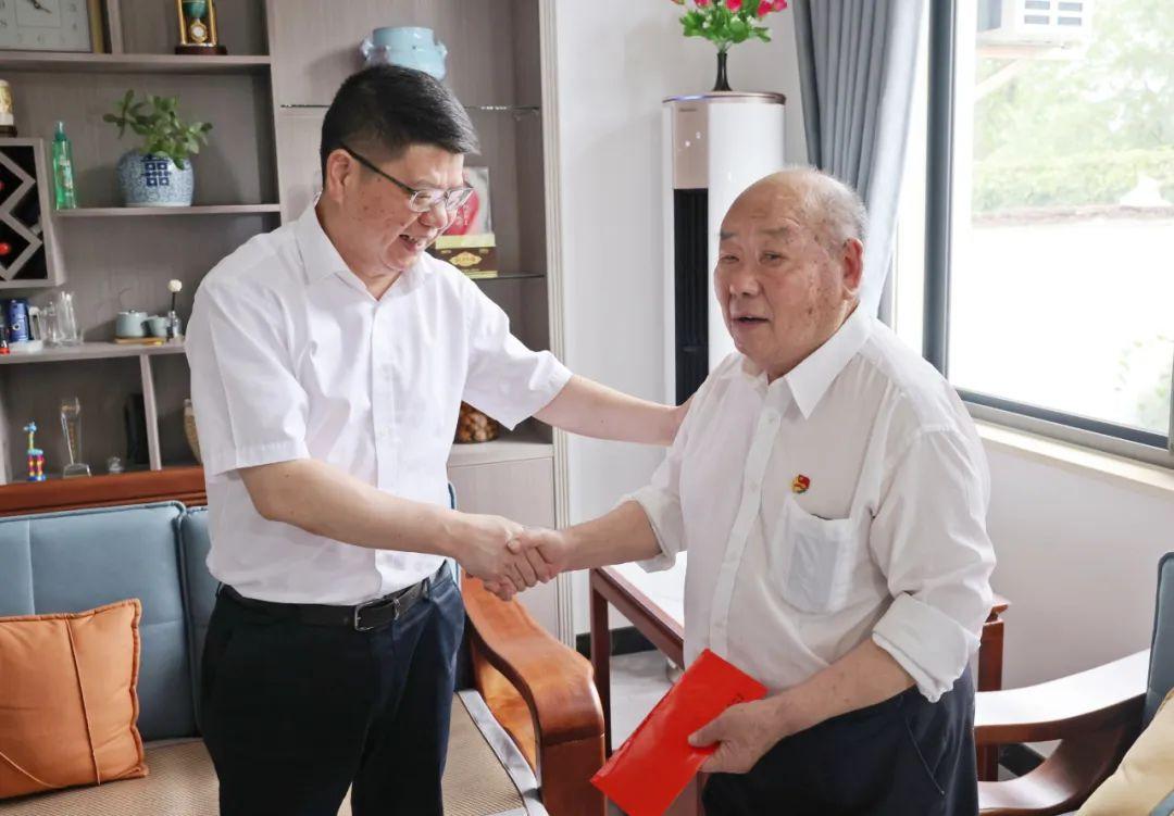 诸暨市委常委名单最新揭秘